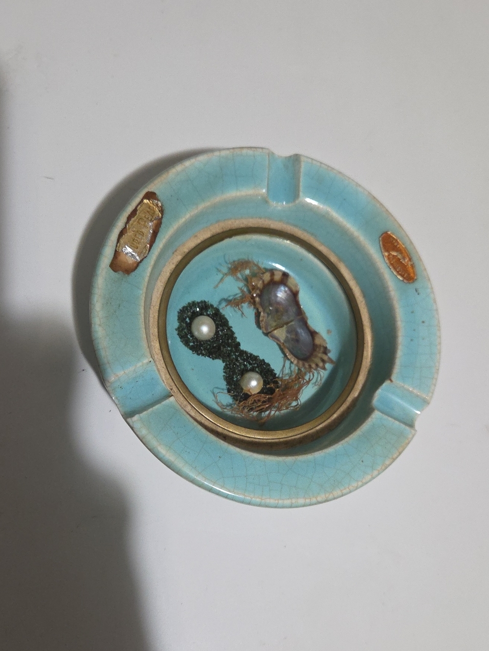 Vintage Asahi Shoten Pearl Diorama Ashtray